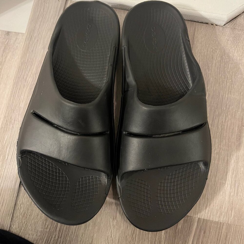 Unisex OOFOS_OOAHH SLIDE SANDAL - BLACK sz 11 Men/sz 13 Women